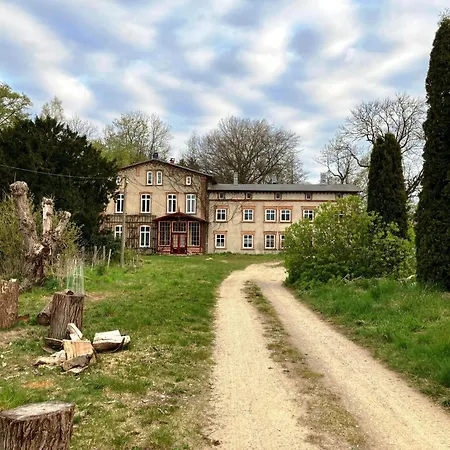 Im Gutshaus Alt Krassow Inmitten Der * Lalendorf