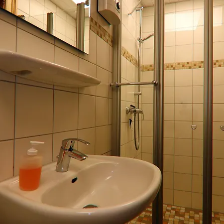 Im Gutshaus Alt Krassow Inmitten Der Apartment Lalendorf