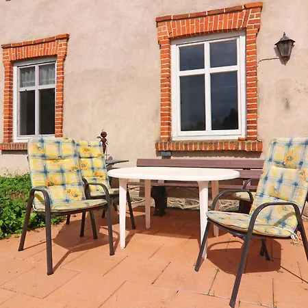 Alt Krassow Lakeside Retreat Apartment